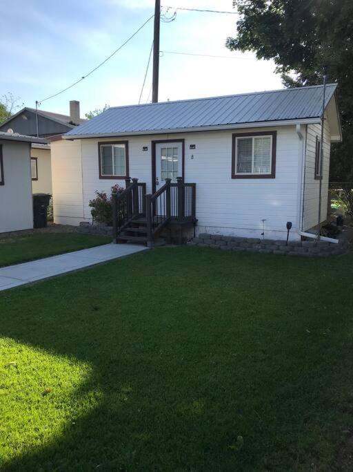 Cozy House B With Double Carport Holiday home *
